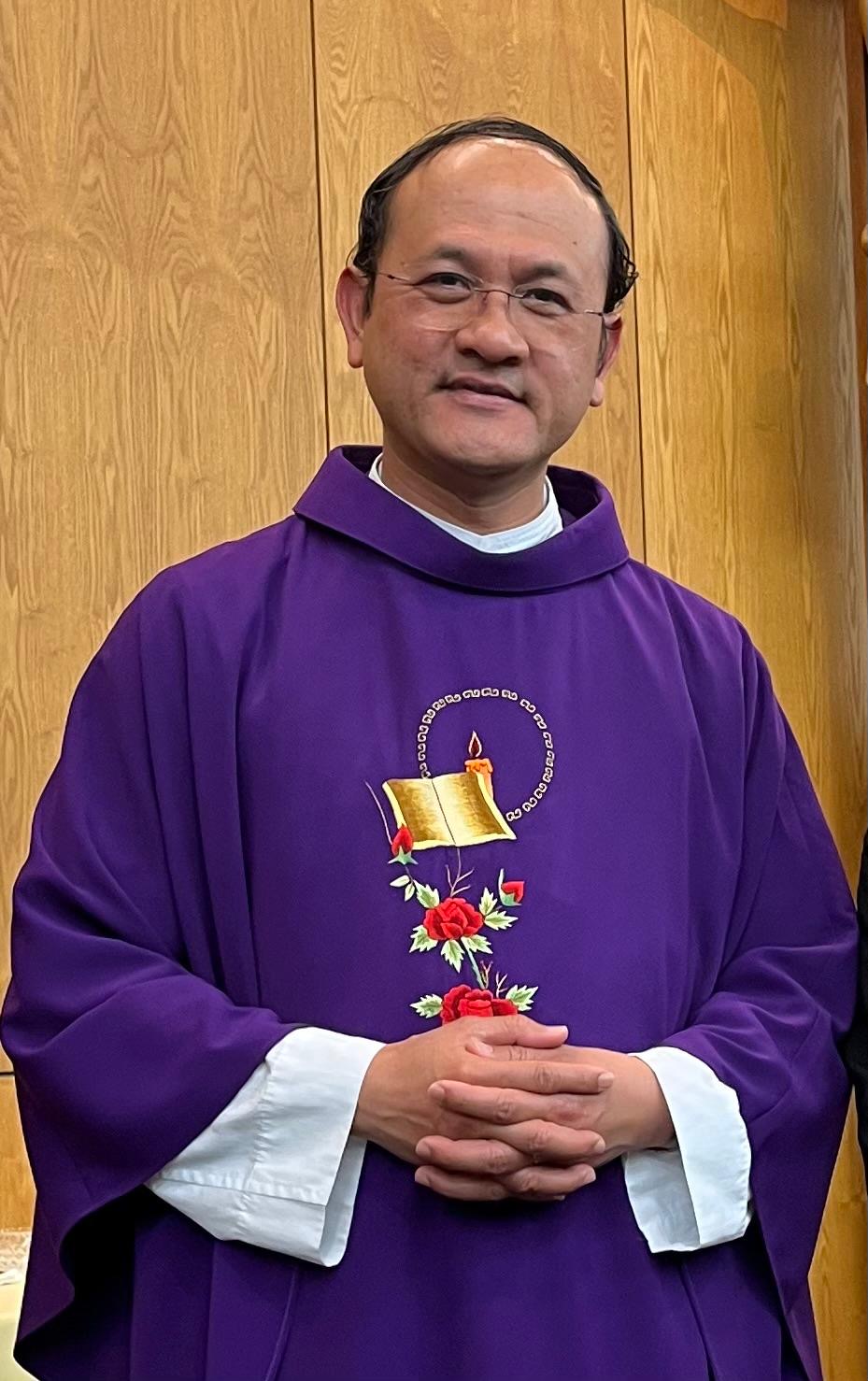 Fr. Tri
